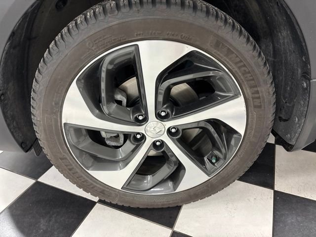 Used 2018 Blue Hyundai Limited image 5