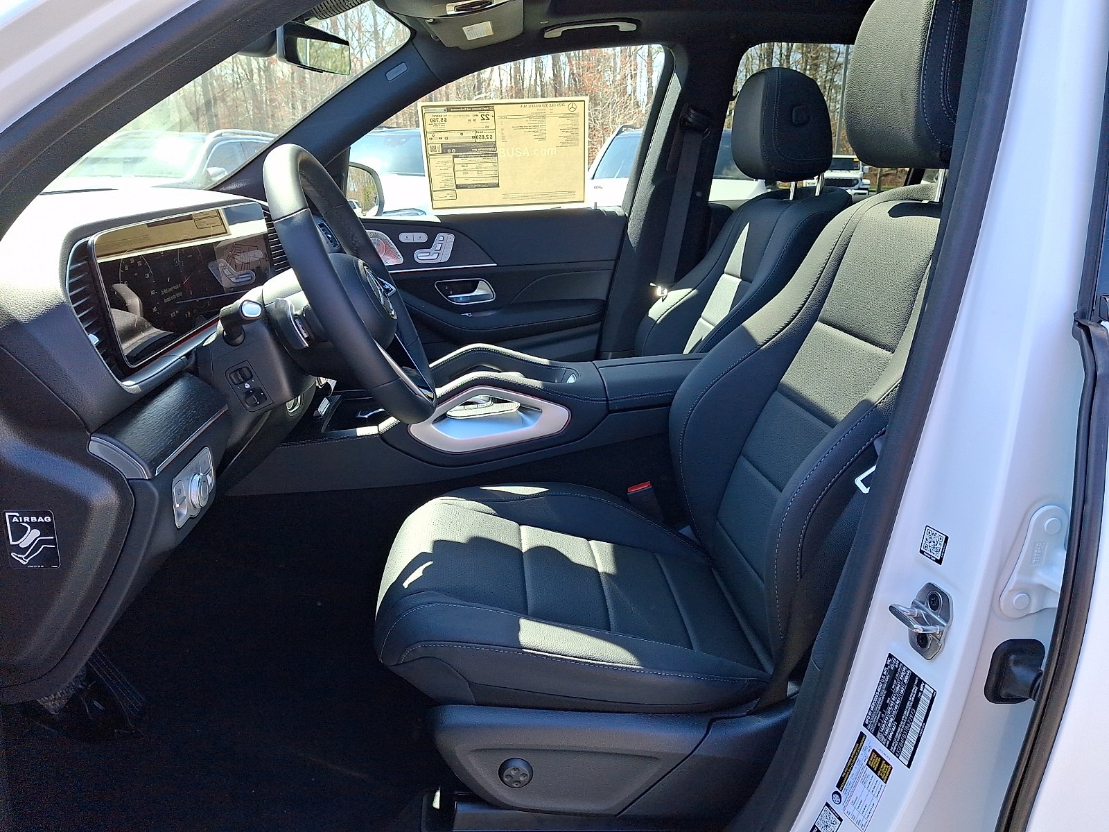 New 2026 MANUFAKTUR Moonlight White Magno Mercedes-Benz GLE 350 image 8