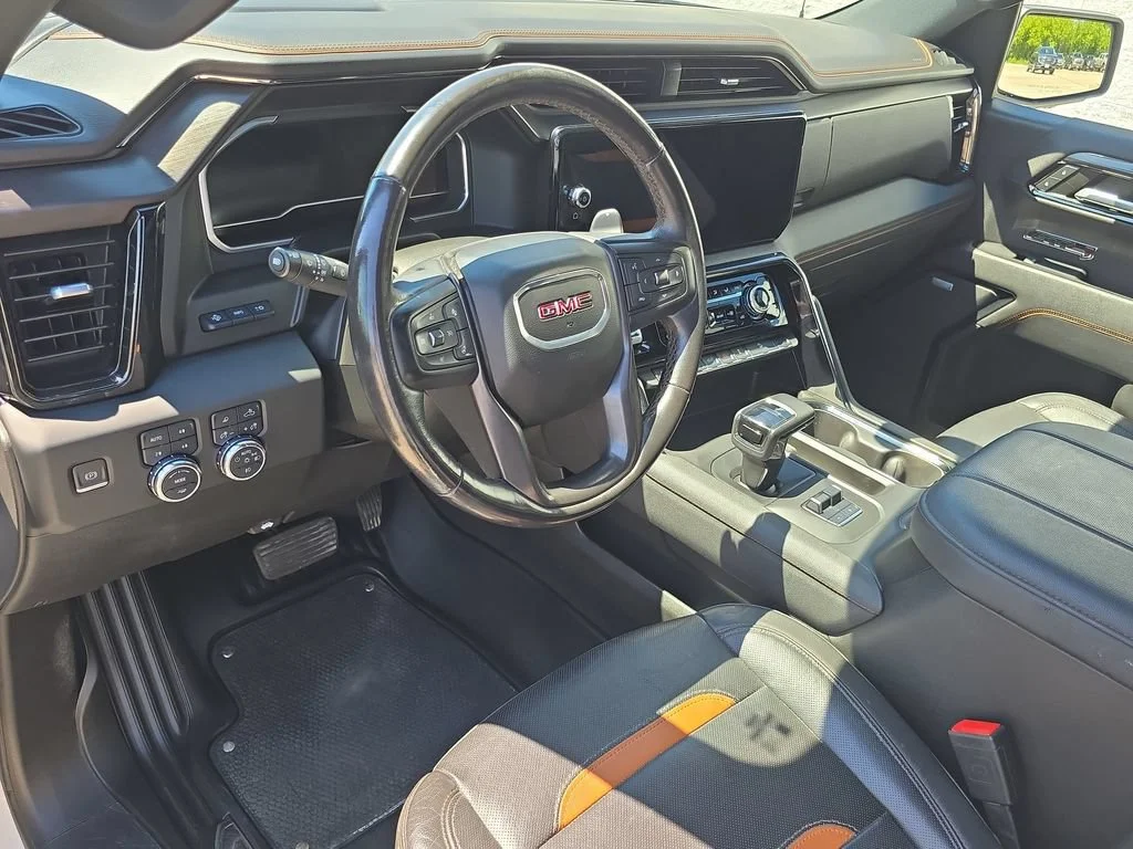 Used 2023 Summit White GMC AT4 image 10