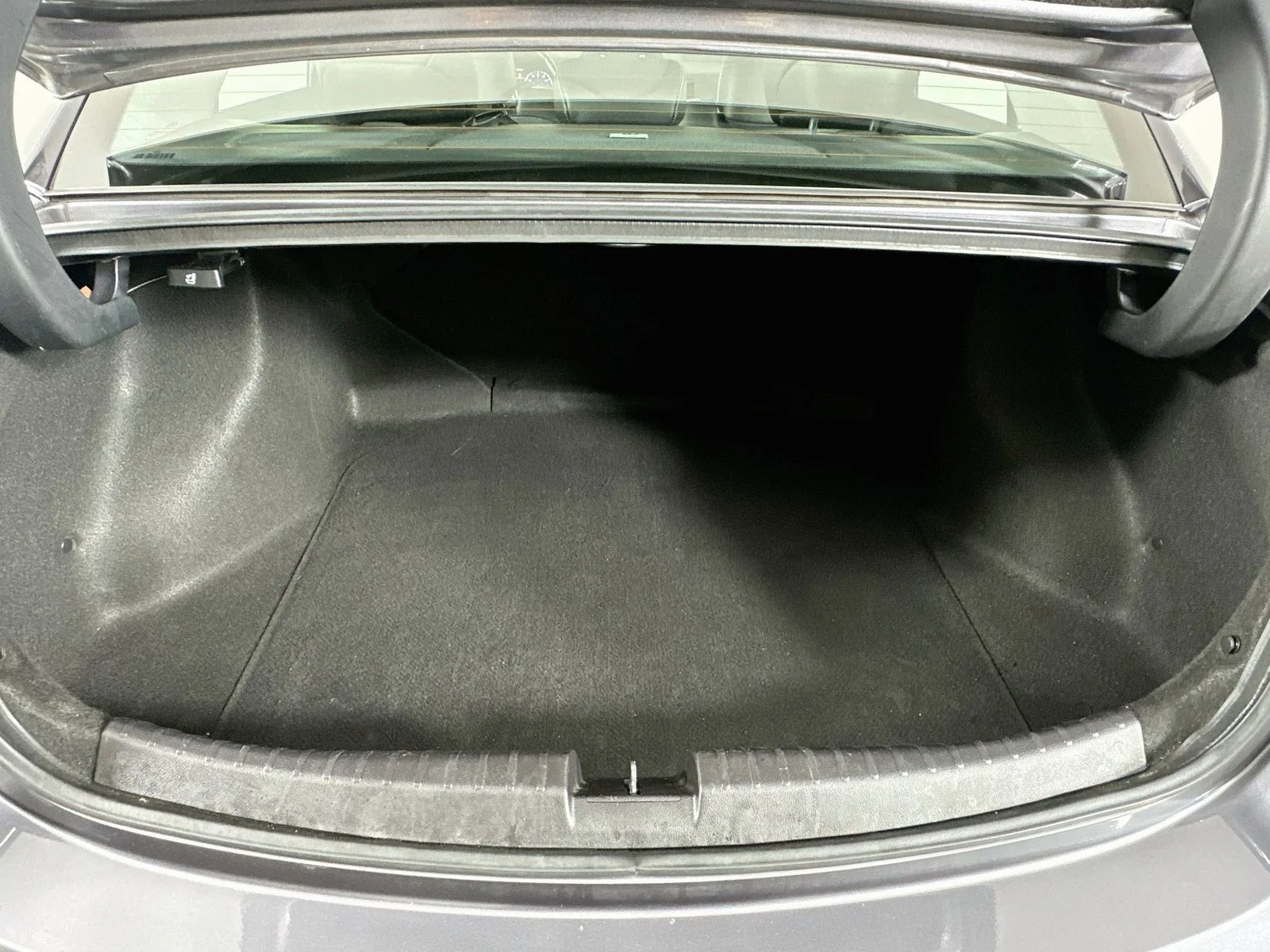 Used 2019  Acura  image 38