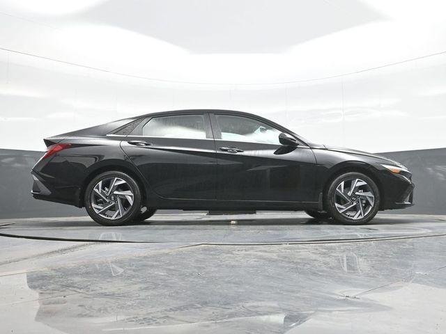 New 2026 Black Hyundai Limited image 24