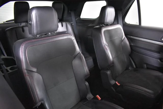 Used 2019 Gray Ford XLT image 16