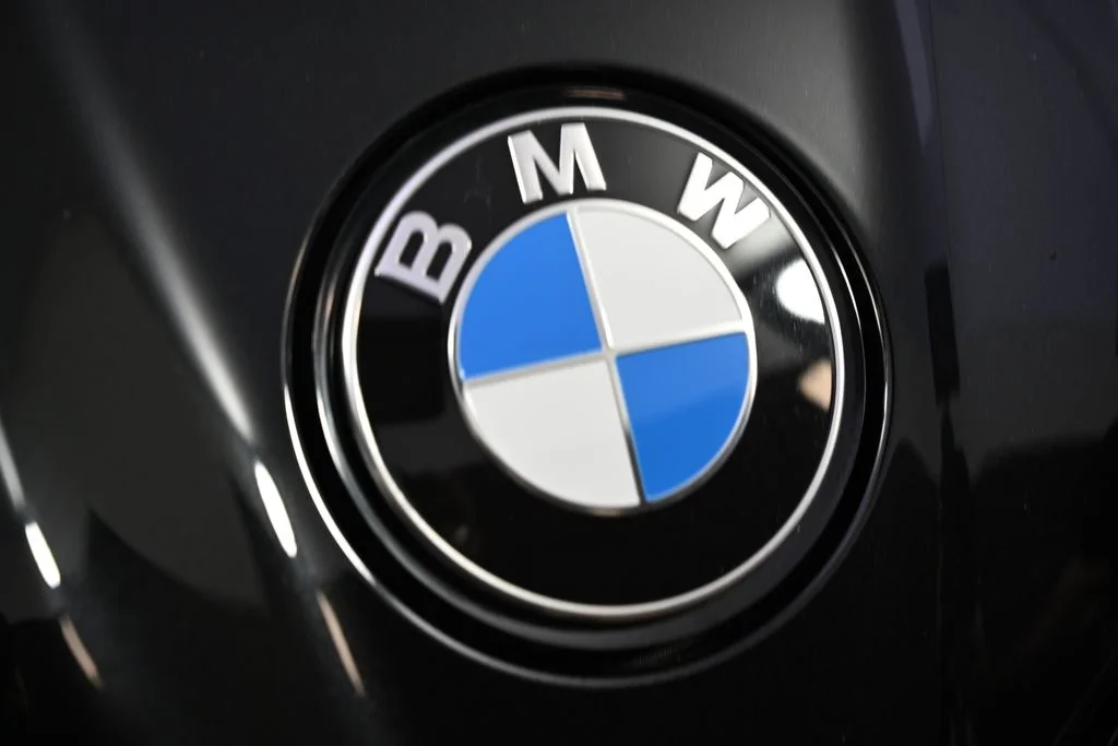 2026 BMW iX 45 - Photo 13