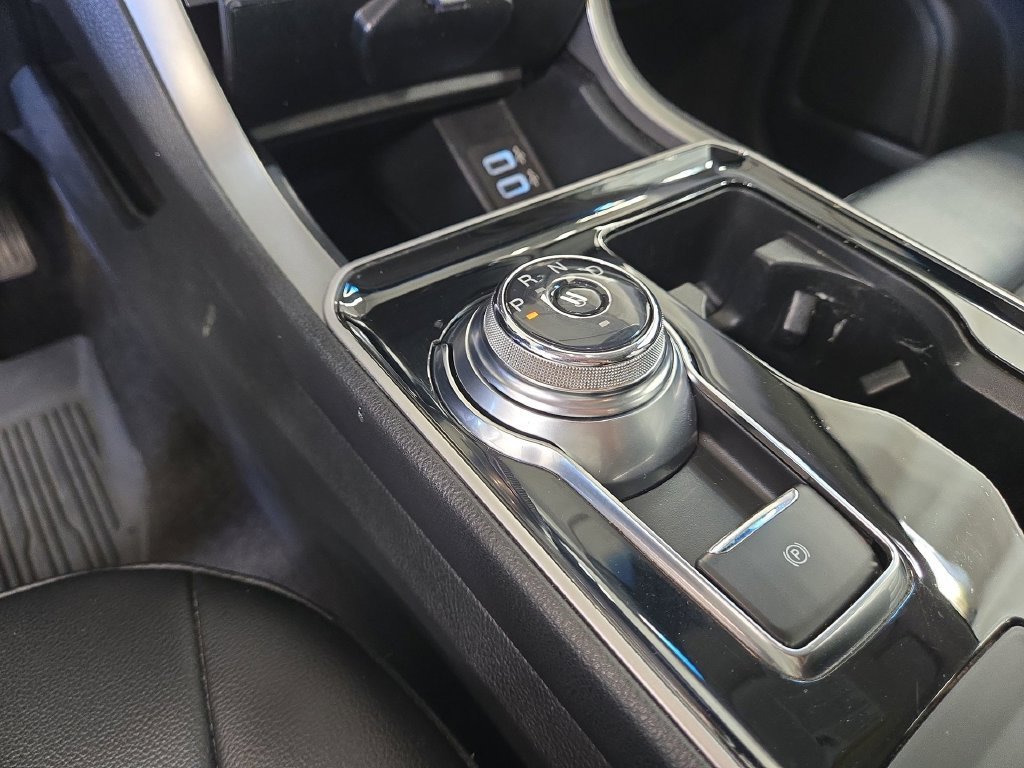 2020 Ford Edge SEL - Photo 21