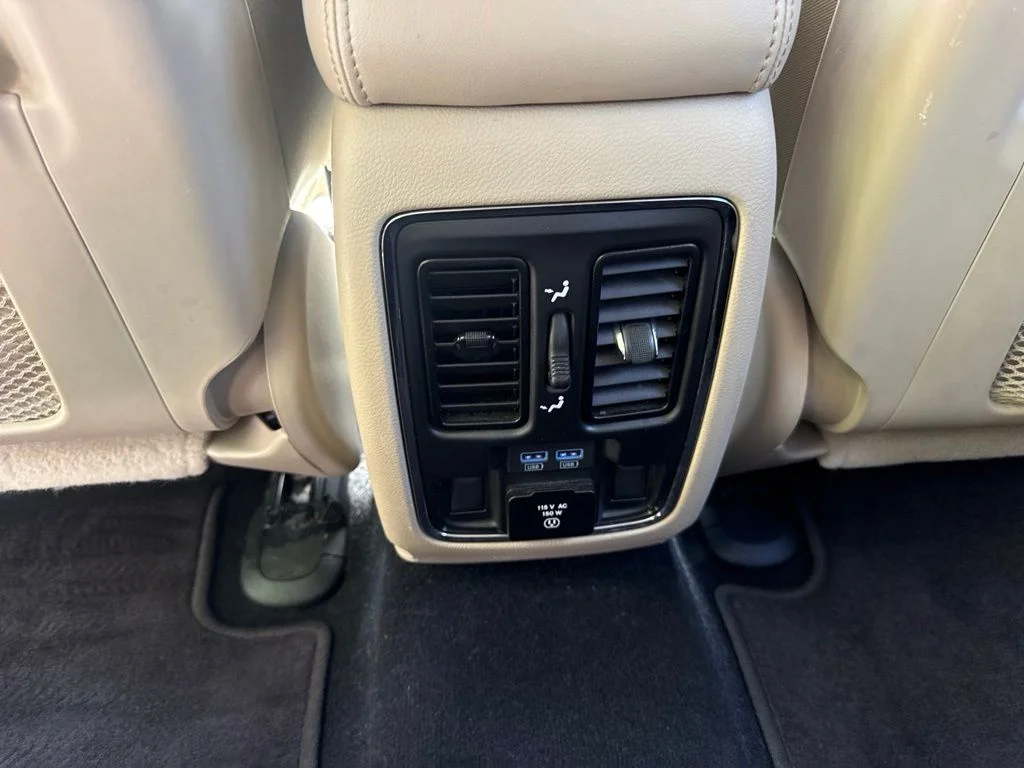 Used 2020 White Jeep Limited image 19