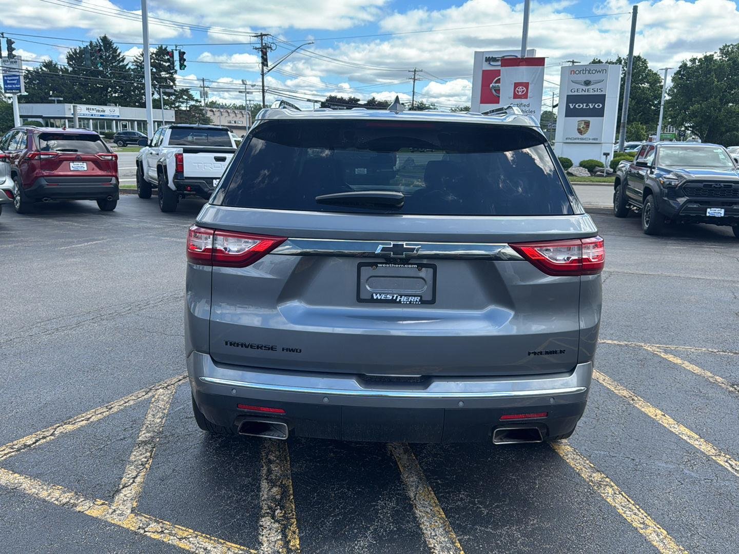 Used 2019 Satin Steel Metallic Chevrolet Premier image 5
