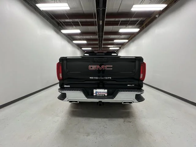 2026 GMC Sierra 1500 SLT - Photo 7