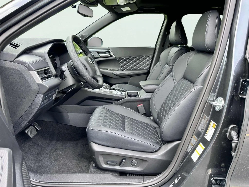 New 2026 Moonrock Gray Nissan Platinum image 13