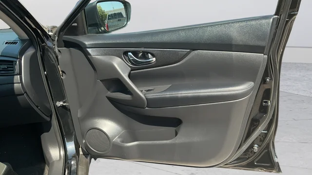 Used 2018 Black Nissan SV image 23