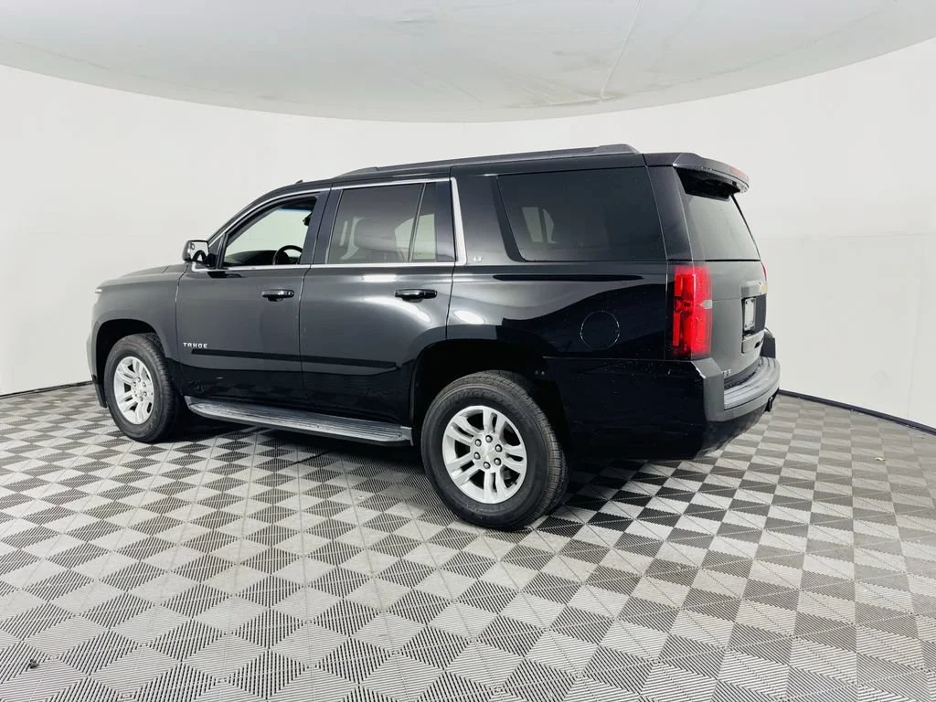 Used 2020 BLACK Chevrolet LT image 25