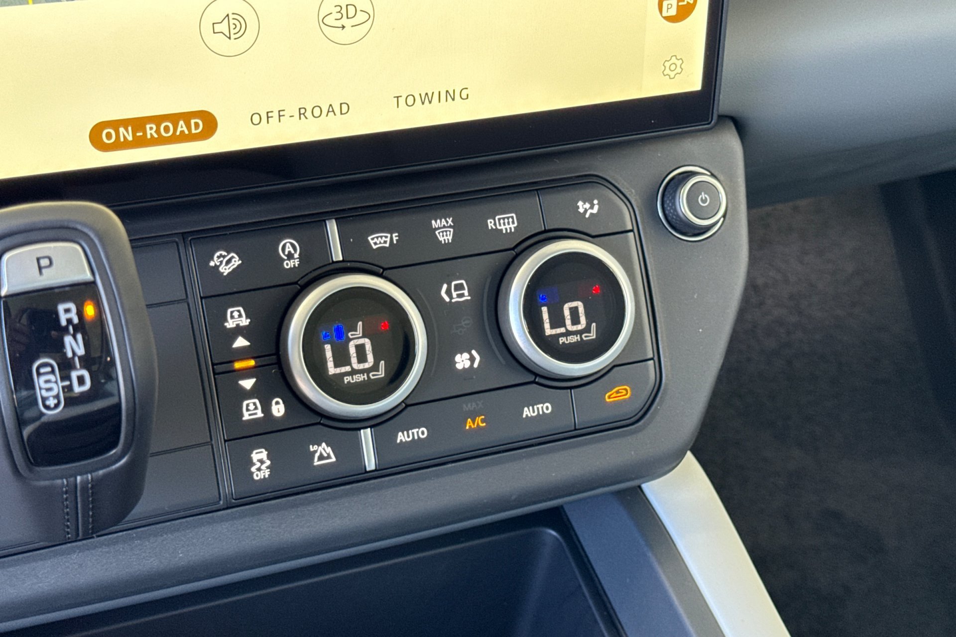 New 2026 Borasco Grey Land Rover X-Dynamic SE image 22