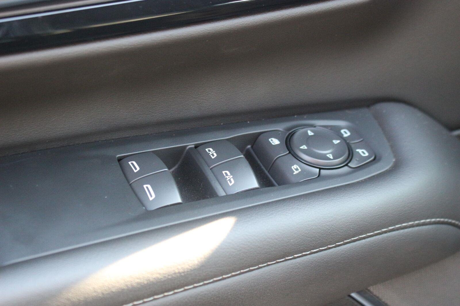 Used 2025 Black Chevrolet LT image 16