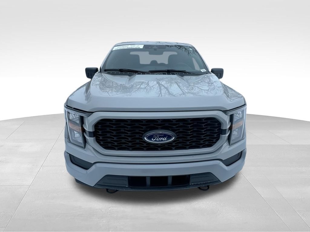 Used 2023 White Ford XL image 3