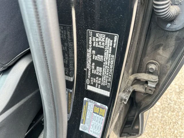 Used 2024 Black Hyundai SEL image 38