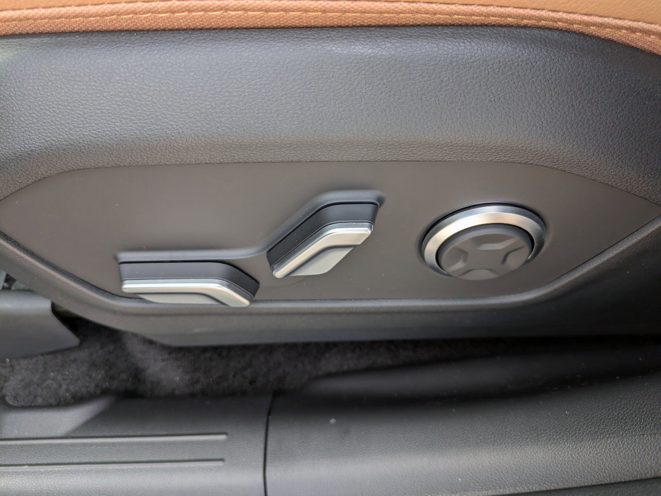 New 2026 Rockwood Green Hyundai Limited AWD image 18