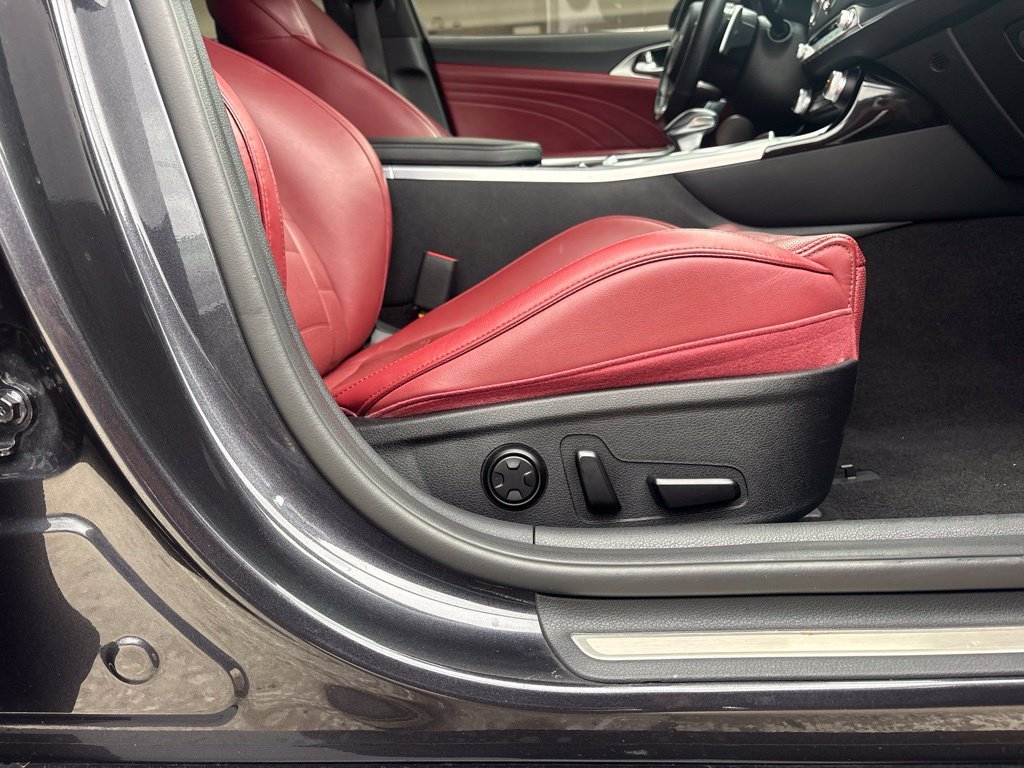 Used 2023  Kia GT2 image 24