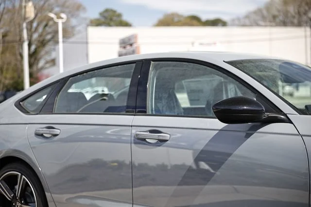New 2026 Urban Gray Pearl Honda SE image 18