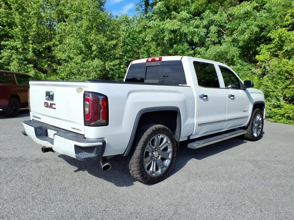 Used 2017 White GMC Denali image 6