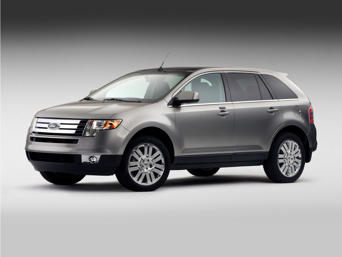 Used 2009 Black Ford Limited image 1