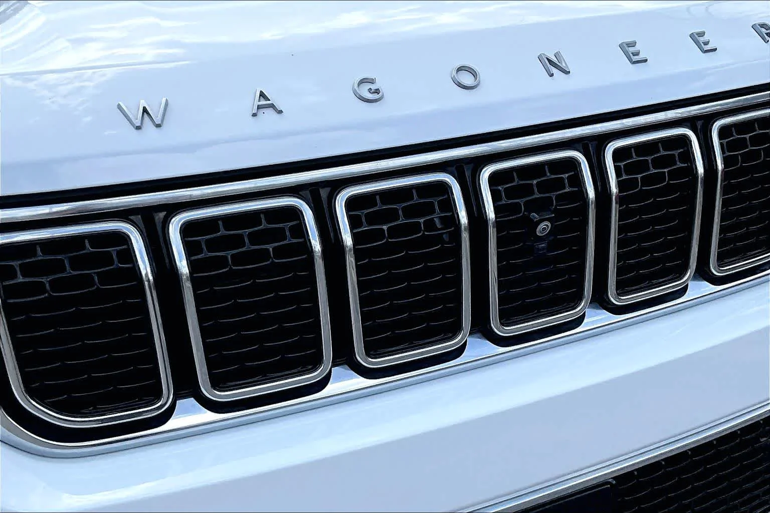 Used 2023 Bright White Clearcoat Jeep Series III image 30