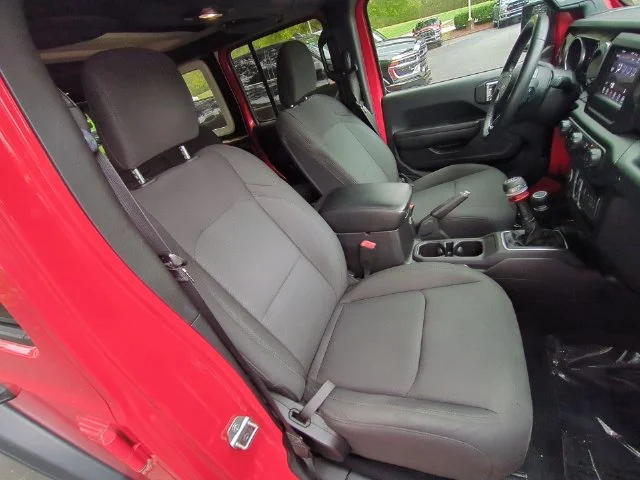 Used 2018 Red Jeep Unlimited Sport S image 32
