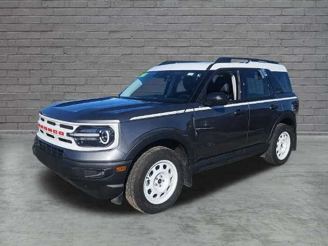 Used 2023 Gray Ford Heritage image 3