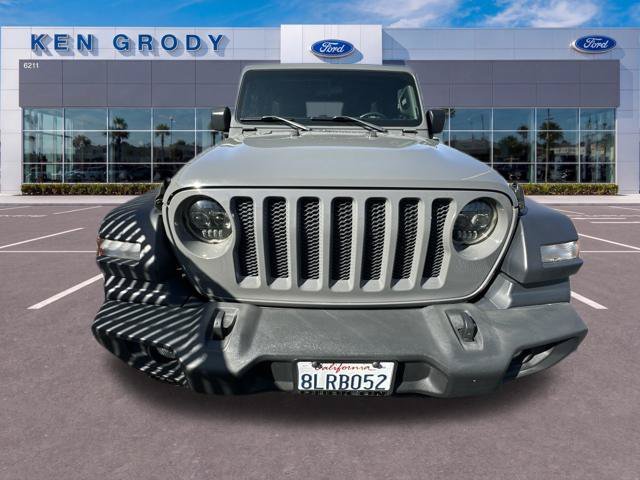 Used 2019 Gray Jeep Unlimited Sport S image 3