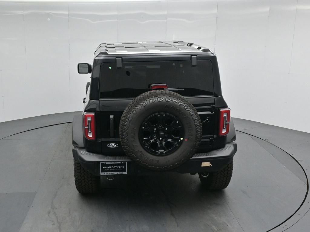 New 2026 Shadow Black Ford Badlands image 41