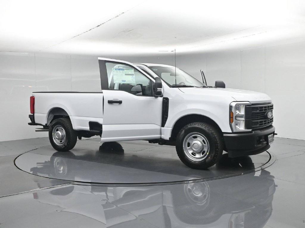 New 2027 Oxford White Ford XL image 27