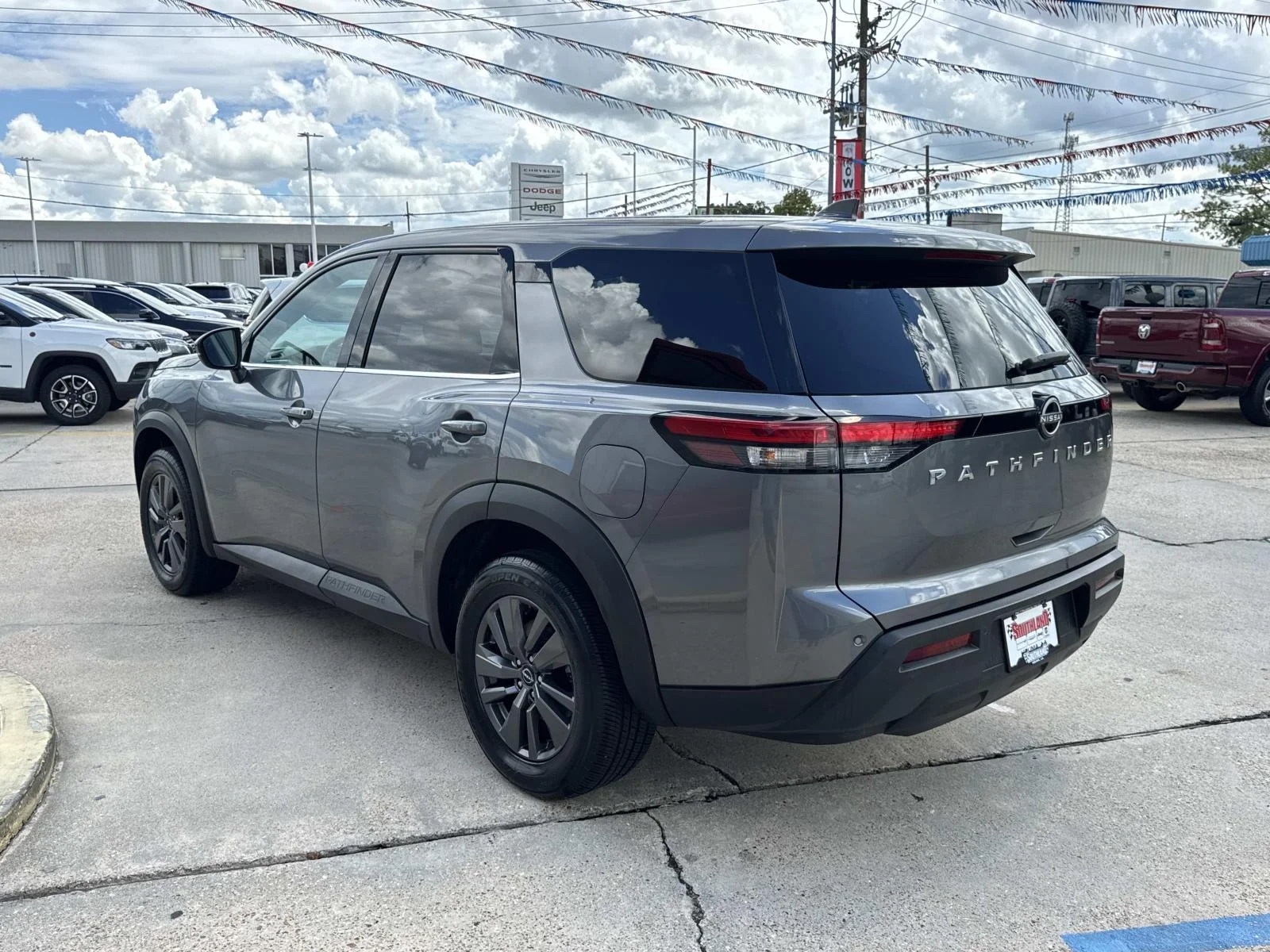 Used 2022 Gun Metallic Nissan S image 5
