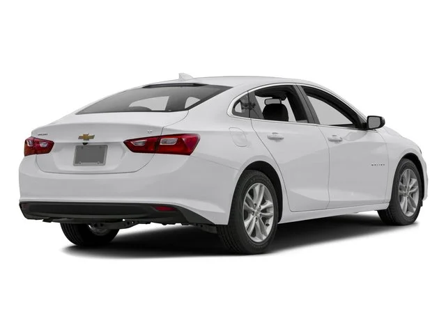 Used 2016 Butte Red Metallic Chevrolet LT image 6