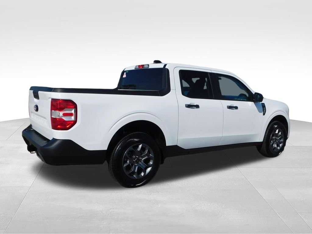 Used 2026 White Ford XLT image 3