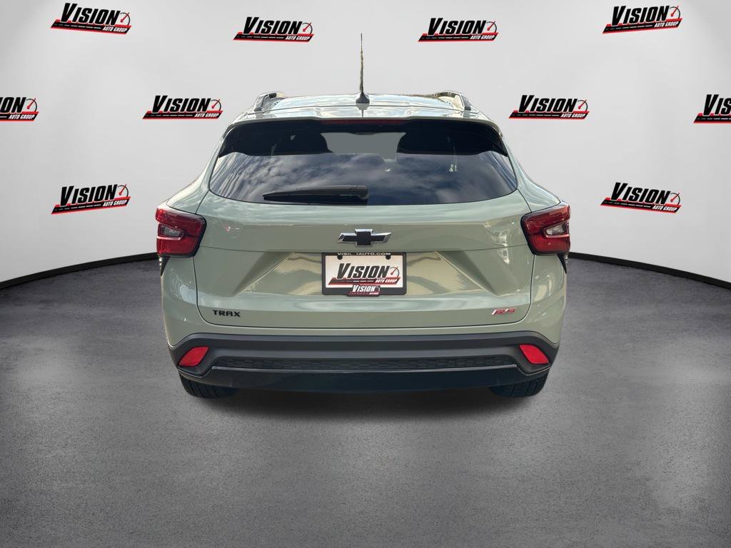 Used 2024 Green Chevrolet 2RS image 4