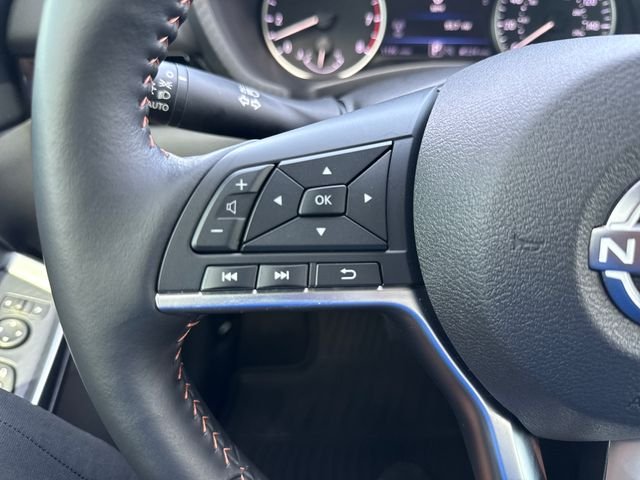 Used 2025 Gray Nissan SR image 31