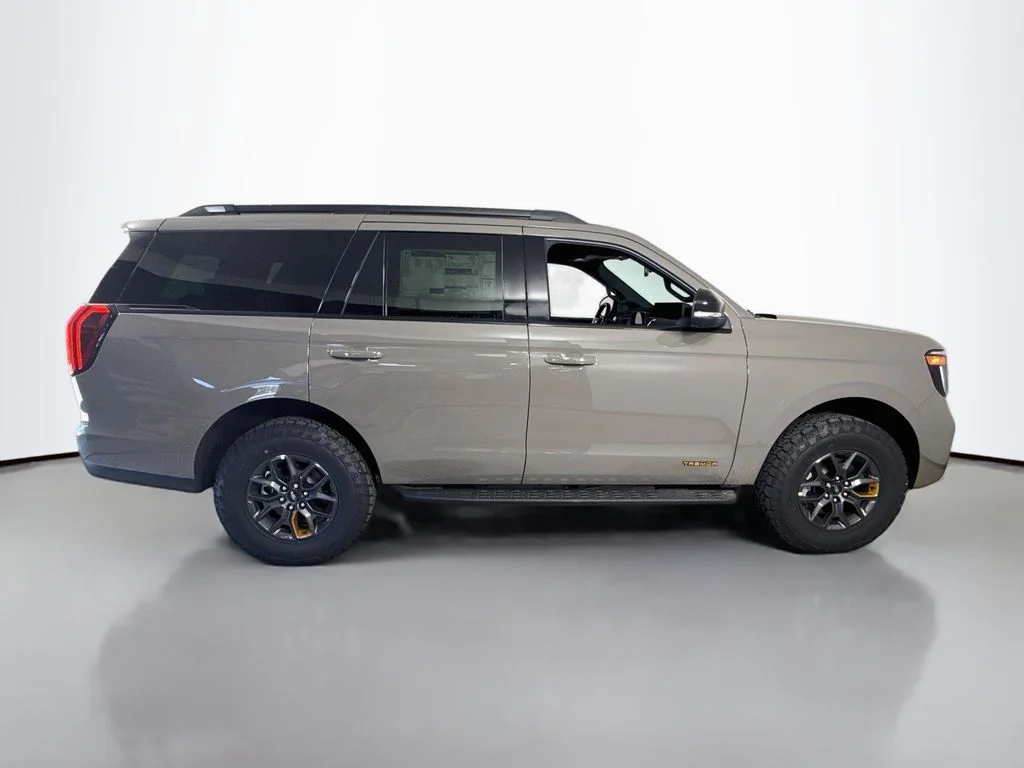 New 2026 Marsh Gray Ford Tremor® image 8
