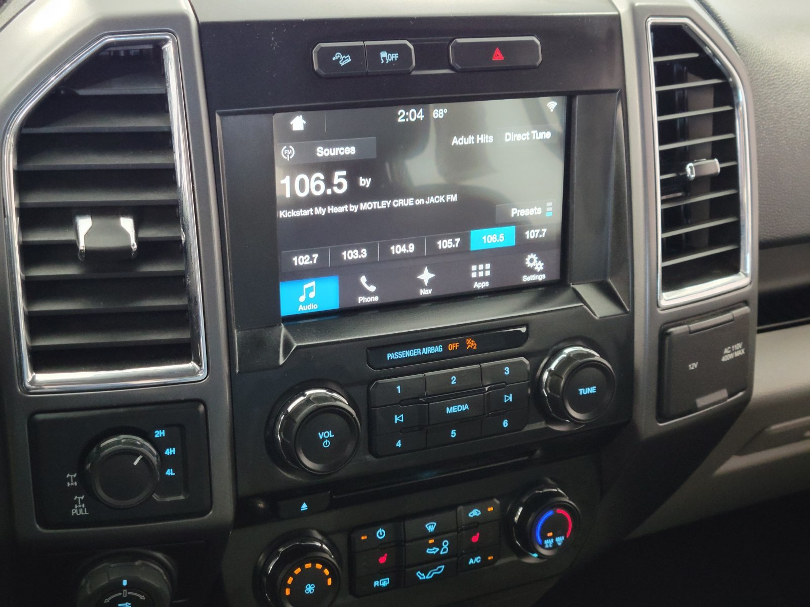 Used 2016 Blue Ford XLT image 19