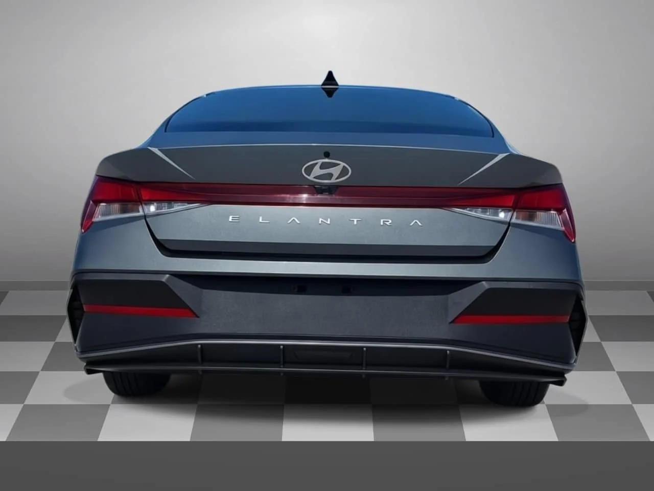 Used 2024 Gray Hyundai SEL image 4