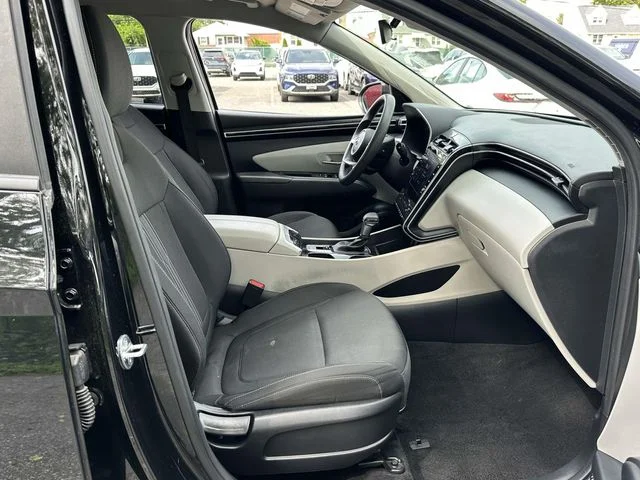 Used 2024 Black Hyundai SEL image 13