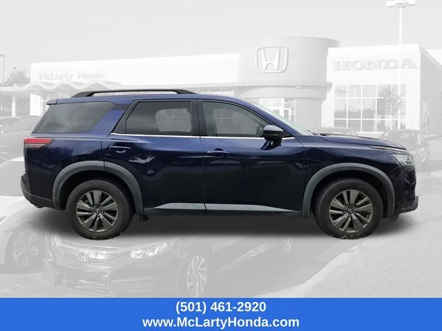 Used 2022 Blue Nissan SV image 7