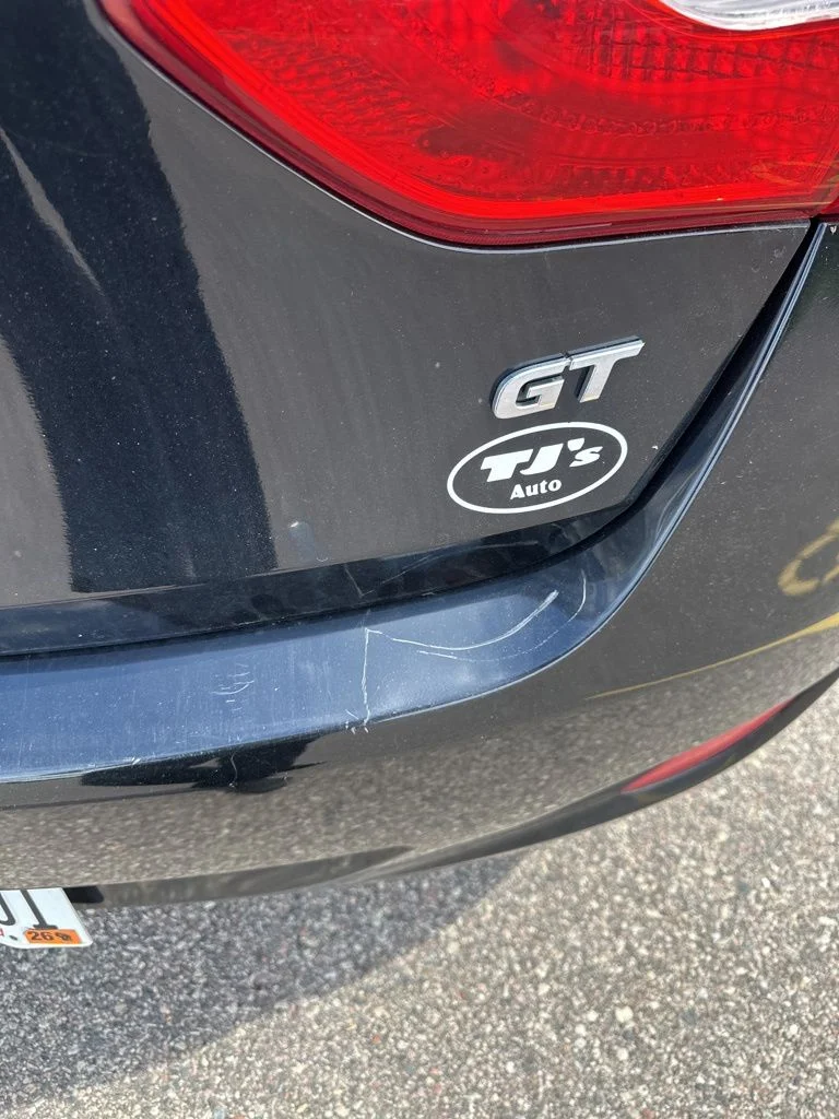 Used 2017 Black Noir Pearl Hyundai Base image 14