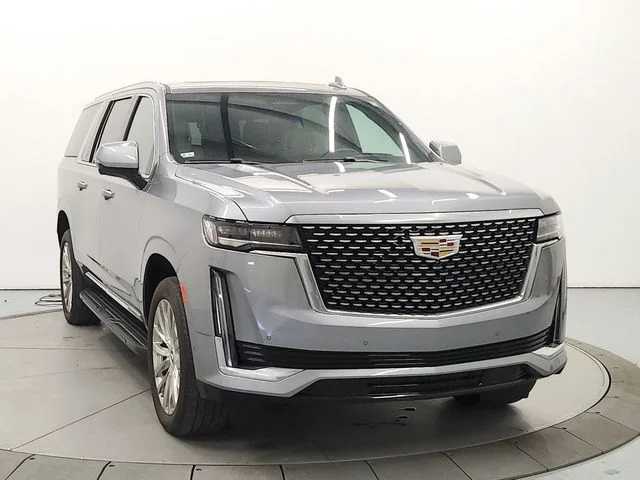 Used 2023 Silver Cadillac Premium image 2
