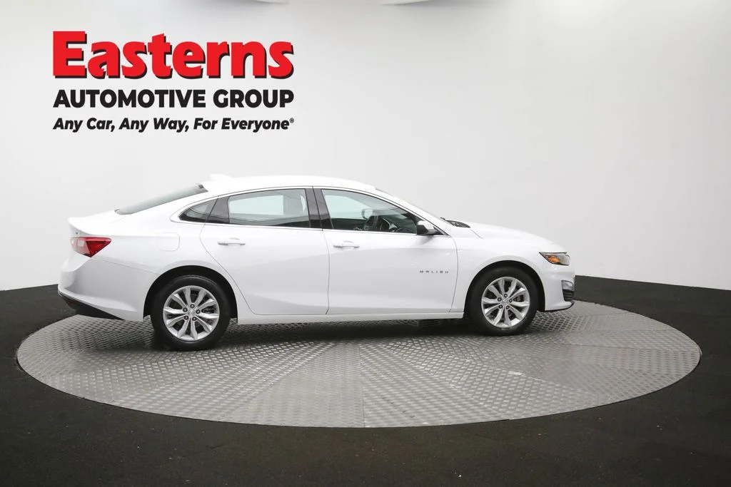 Used 2025 White Chevrolet LT image 46
