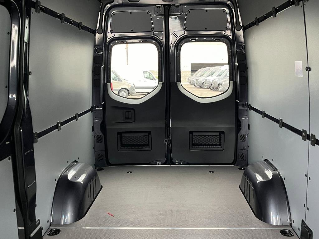 2024 Mercedes-Benz Sprinter Cargo Van Base - Photo 13