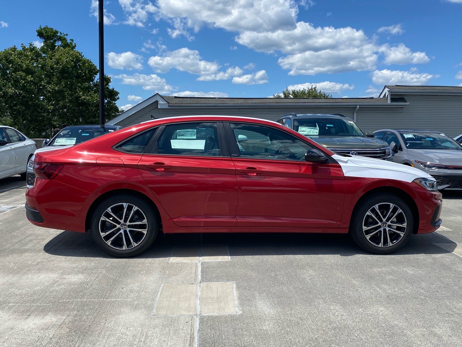 New 2026 Red Volkswagen 1.5T Sport image 2
