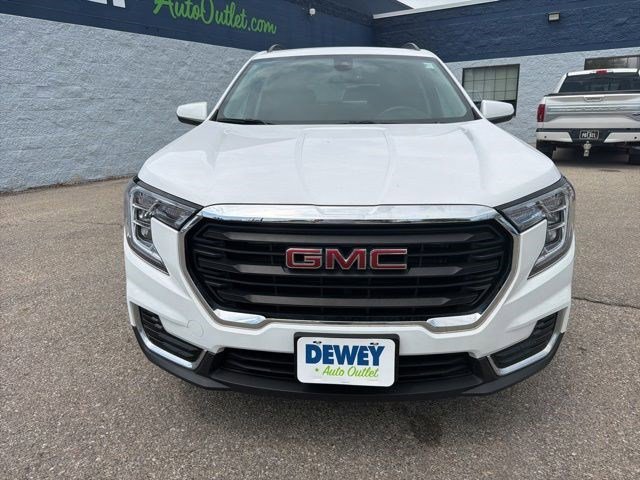 Used 2023 Summit White GMC SLE image 6