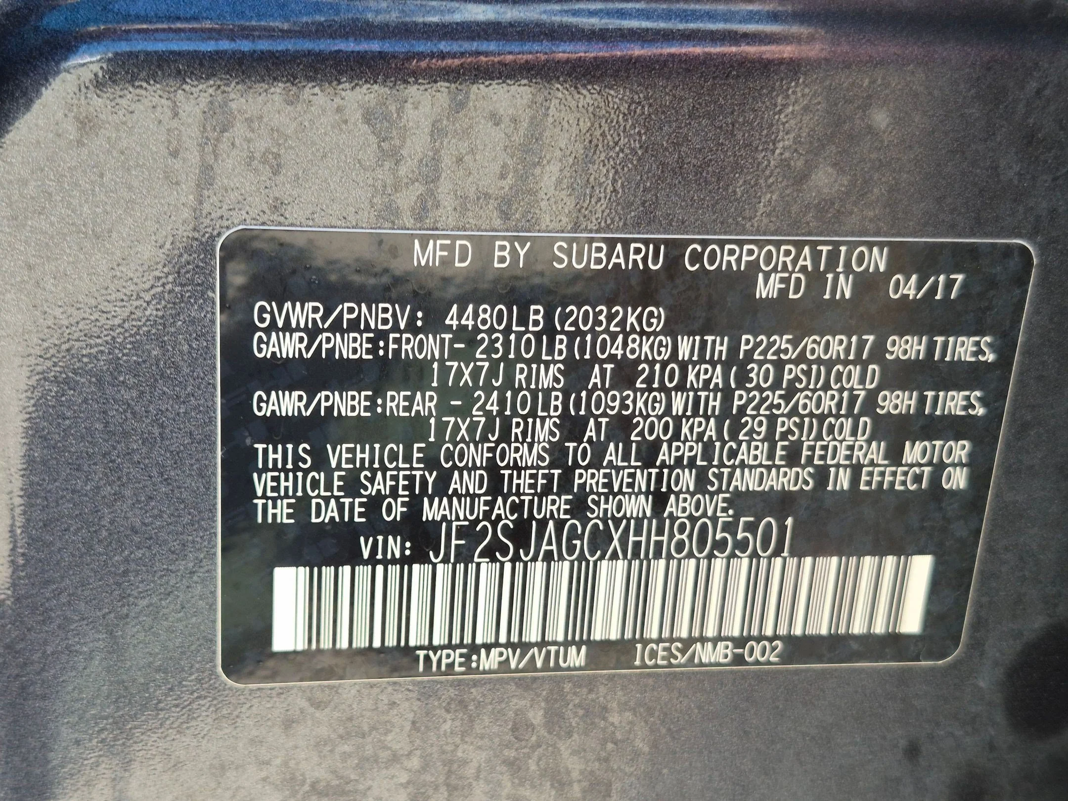 Used 2017 Dark Gray Metallic Subaru Premium image 30