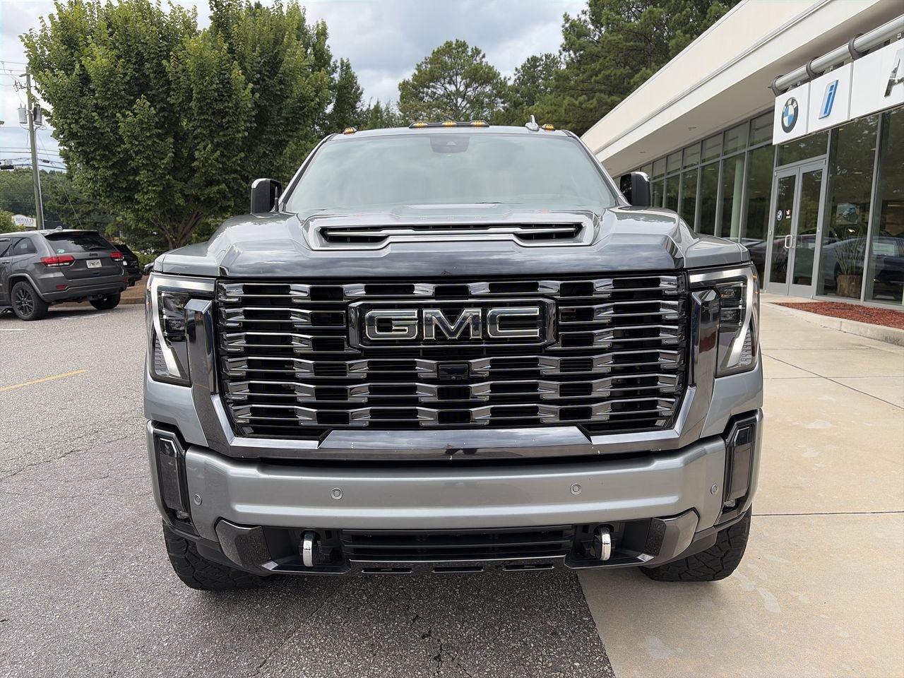 Used 2024 Sterling Metallic GMC Denali Ultimate image 10