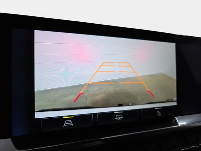 Used 2024 Summit White Chevrolet LT Trail Boss image 21