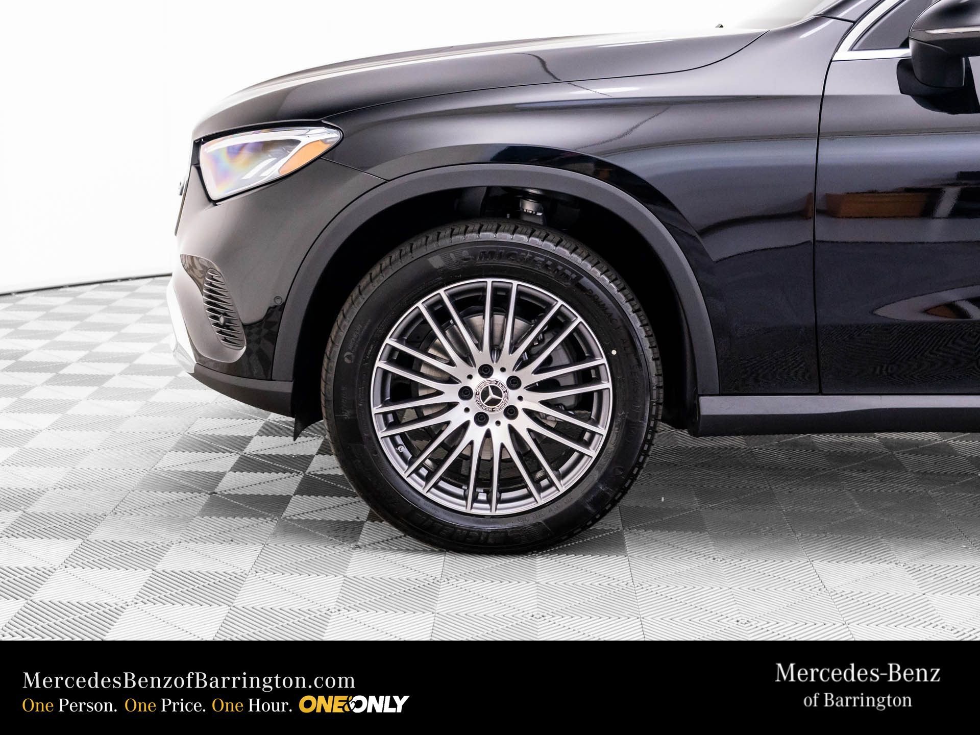 New 2026 Black Mercedes-Benz GLC 300 image 79