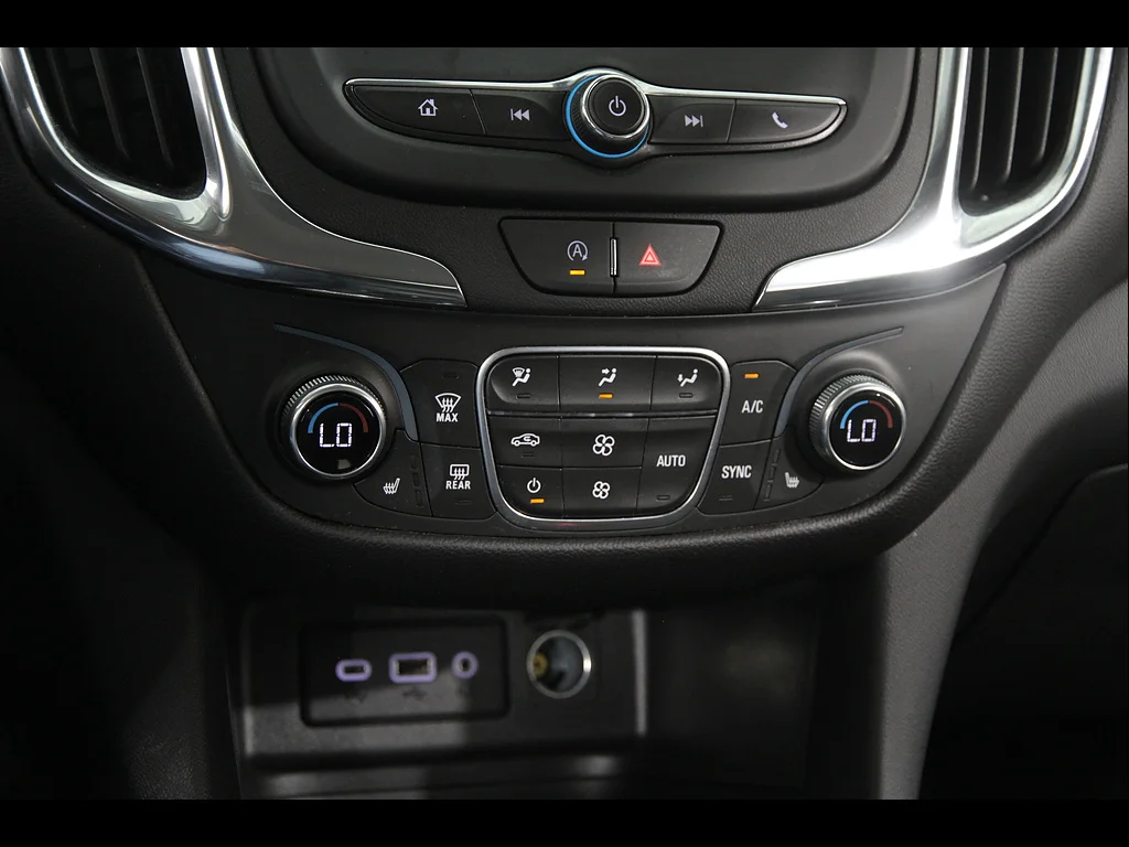 2024 Chevrolet Equinox LT - Photo 13
